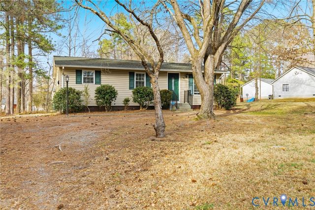 12145 White Bark Rd, Ruther Glen, VA 22546