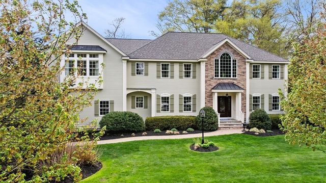 2 Barron Ct, Andover, MA 01810
