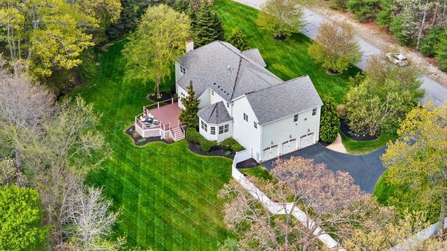 2 Barron Ct, Andover, MA 01810
