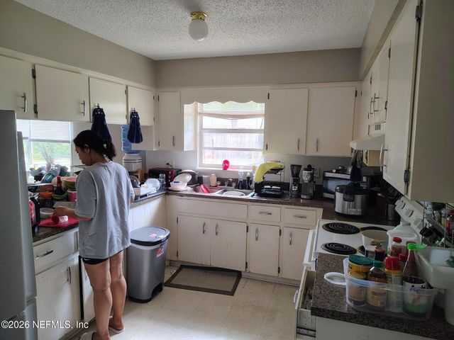 11511 ANAMOREE Lane, Jacksonville, FL 32223