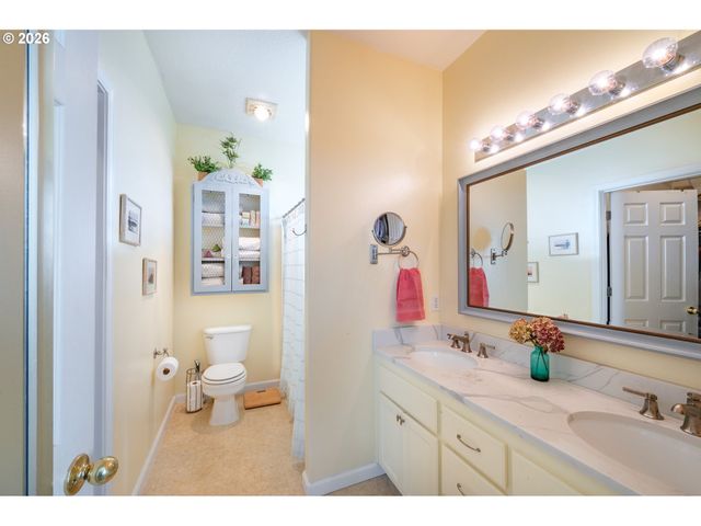 5410 DONOHOE Ave, Eugene, OR 97402