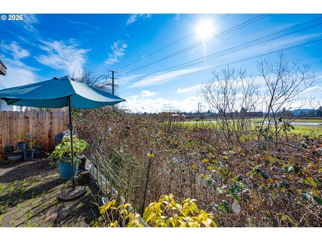 5410 DONOHOE Ave, Eugene, OR 97402