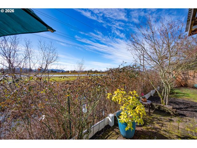 5410 DONOHOE Ave, Eugene, OR 97402