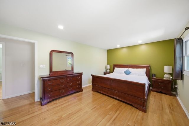 21 Robin Hood Rd, Parsippany-troy Hills Twp., NJ 07950