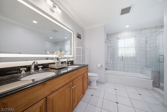 21 Robin Hood Rd, Parsippany-troy Hills Twp., NJ 07950