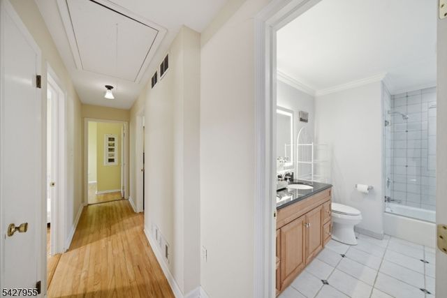 21 Robin Hood Rd, Parsippany-troy Hills Twp., NJ 07950