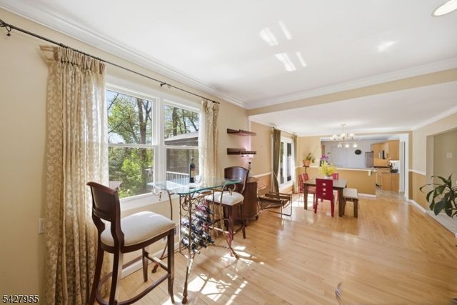 21 Robin Hood Rd, Parsippany-troy Hills Twp., NJ 07950