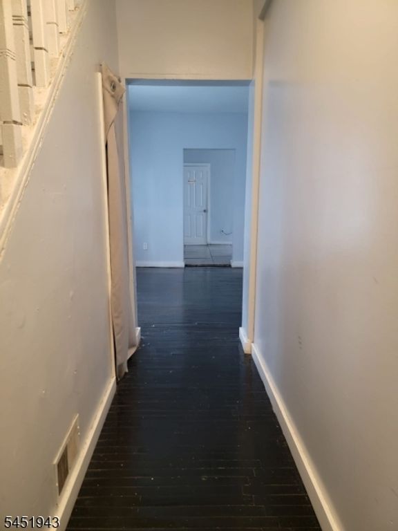 476 Laurel St, City Of Orange Twp., NJ 07050 — photo 3