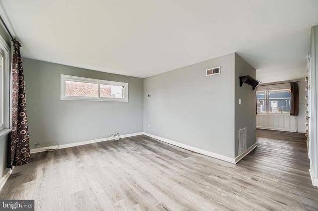 7911 BANK ST, Baltimore, MD 21224