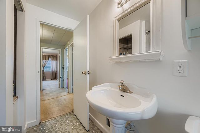 7911 BANK ST, Baltimore, MD 21224