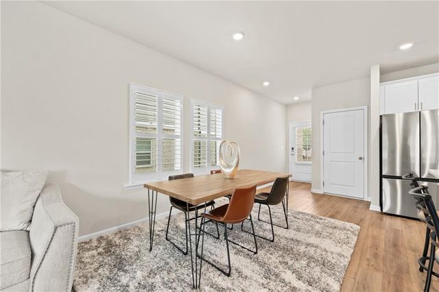 1752 Villageside Court, Lawrenceville, GA 30043