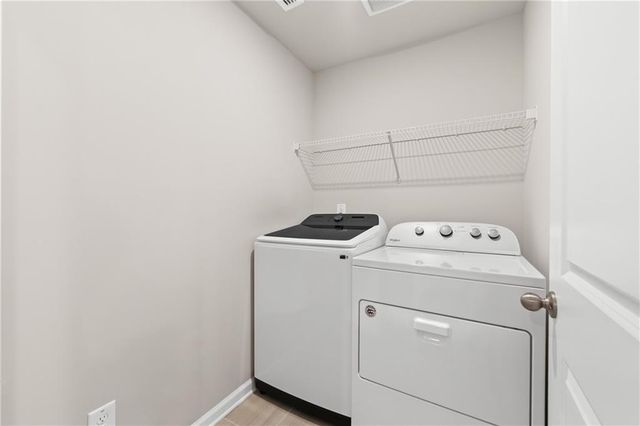 1752 Villageside Court, Lawrenceville, GA 30043