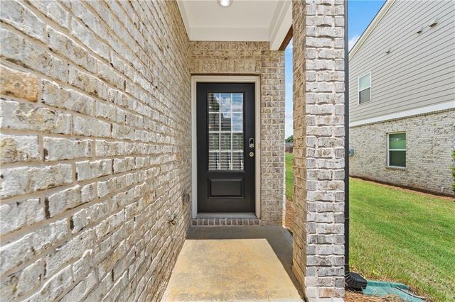 1752 Villageside Court, Lawrenceville, GA 30043