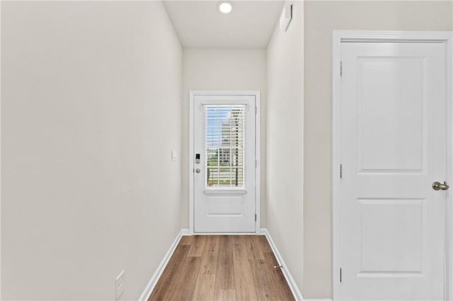 1752 Villageside Court, Lawrenceville, GA 30043