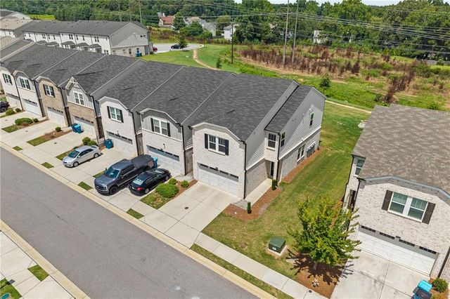 1752 Villageside Court, Lawrenceville, GA 30043