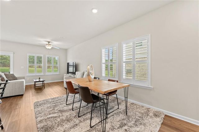 1752 Villageside Court, Lawrenceville, GA 30043