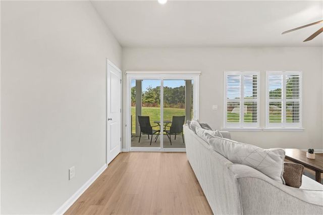 1752 Villageside Court, Lawrenceville, GA 30043