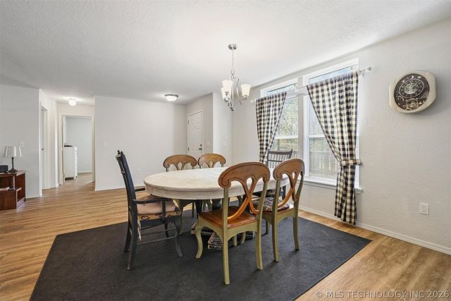 10631 Vacation Drive, Kingston, OK 73439