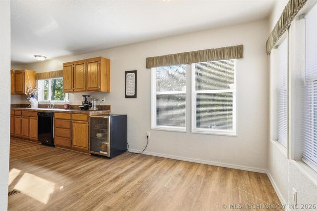 10631 Vacation Drive, Kingston, OK 73439