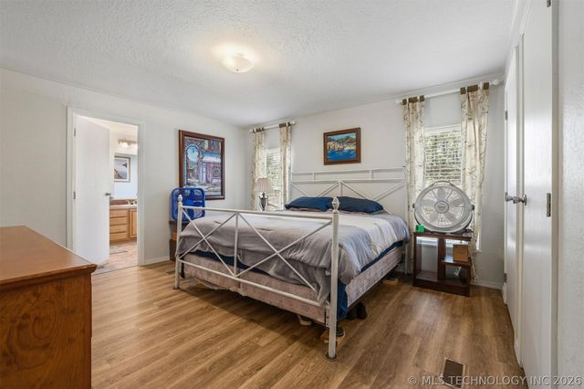 10631 Vacation Drive, Kingston, OK 73439