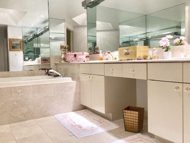 2000 Island Boulevard 1107, Aventura, FL 33160