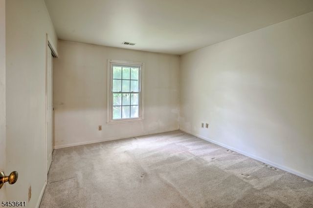 89 Jamestown Rd, Bernards Twp., NJ 07920
