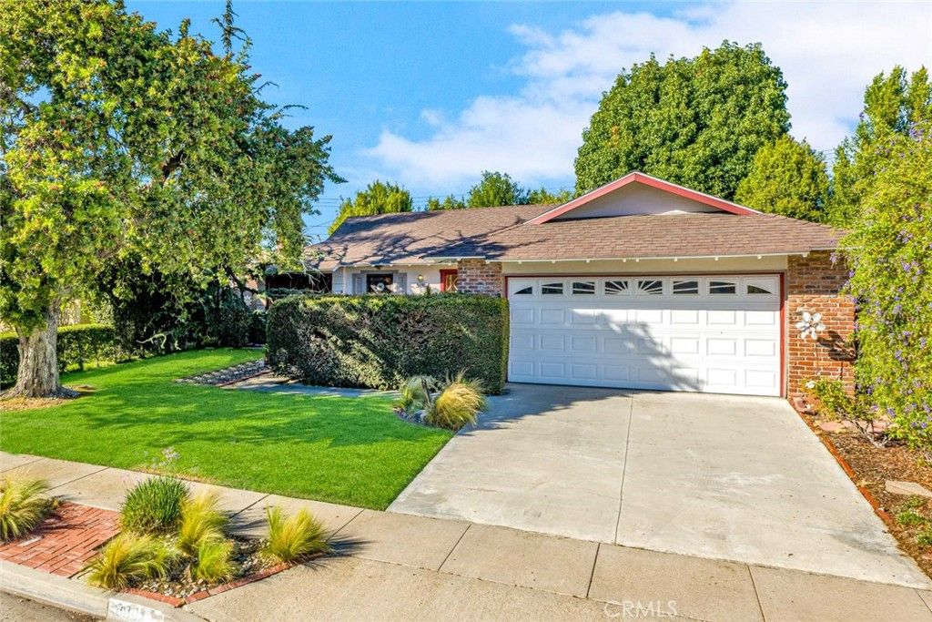 6801 Canterbury, Huntington Beach, CA 92647 — exterior