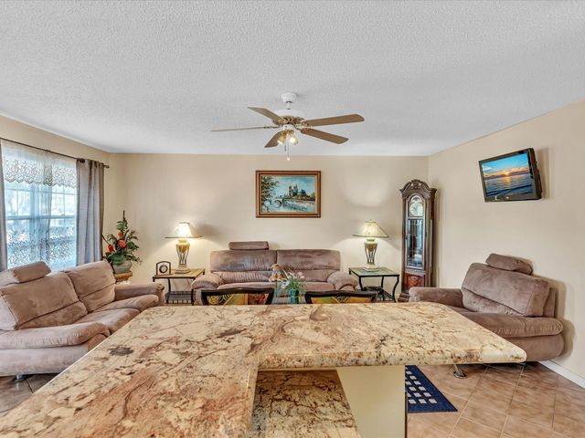 238 Ventnor Q 238, Deerfield Beach, FL 33442