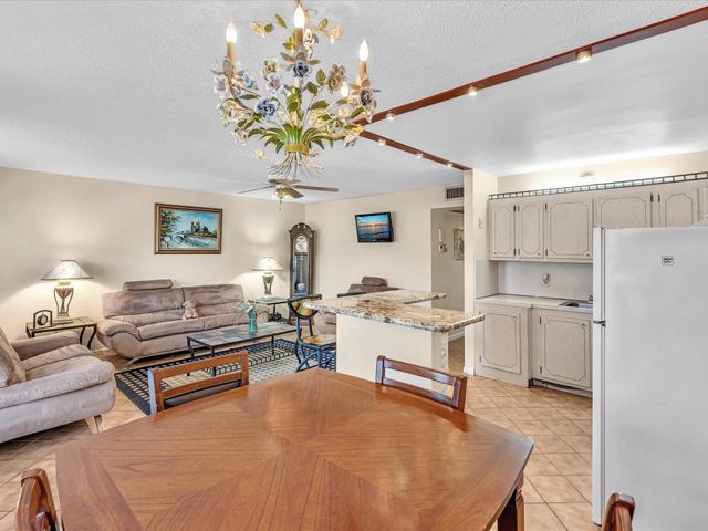 238 Ventnor Q 238, Deerfield Beach, FL 33442