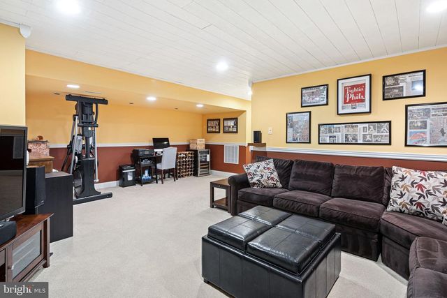 229 COVENTRY RD, Chalfont, PA 18914