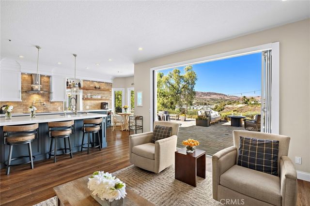 785 Calle Vallarta, San Clemente, CA 92673