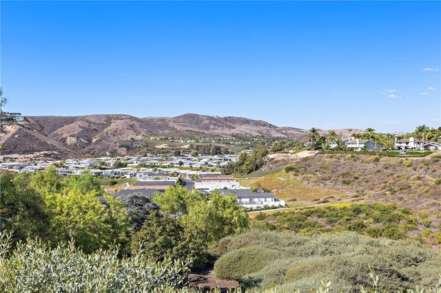 785 Calle Vallarta, San Clemente, CA 92673