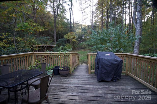 15 Gold Creek Crossing, Black Mountain, NC 28711