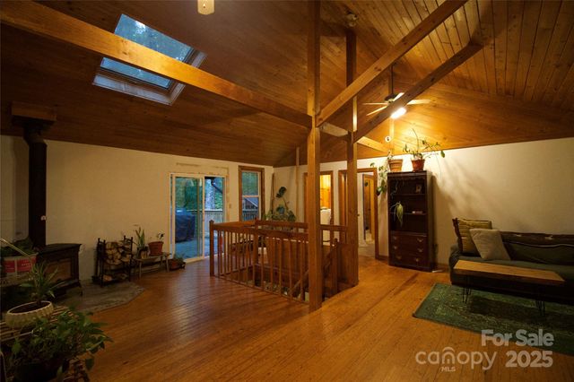 15 Gold Creek Crossing, Black Mountain, NC 28711