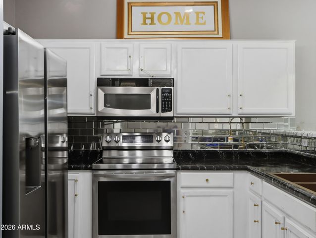 7031 W MCMAHON Way, Peoria, AZ 85345