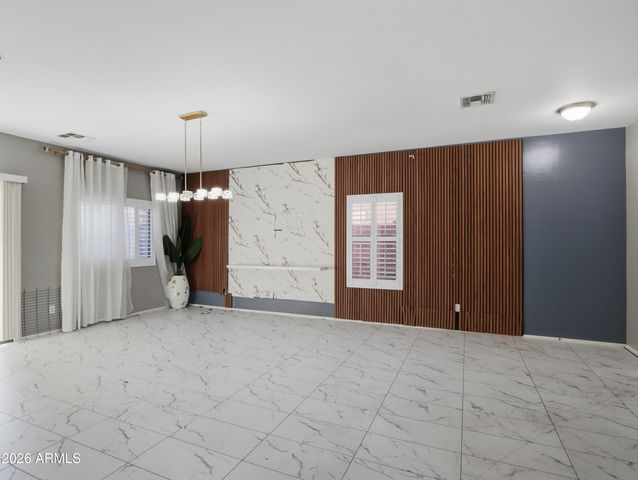7031 W MCMAHON Way, Peoria, AZ 85345