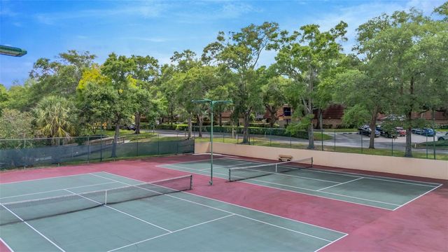 2726 11TH COURT, Palm Harbor, FL 34684