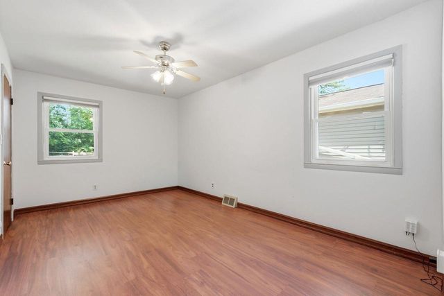 4625 N River Park BOULEVARD, Glendale, WI 53209