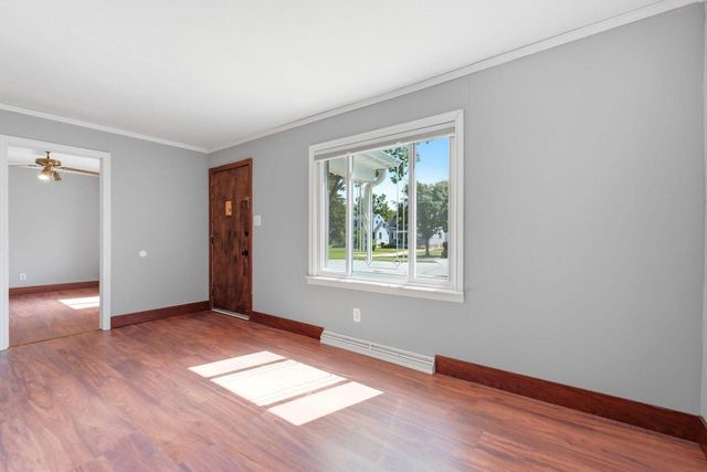 4625 N River Park BOULEVARD, Glendale, WI 53209