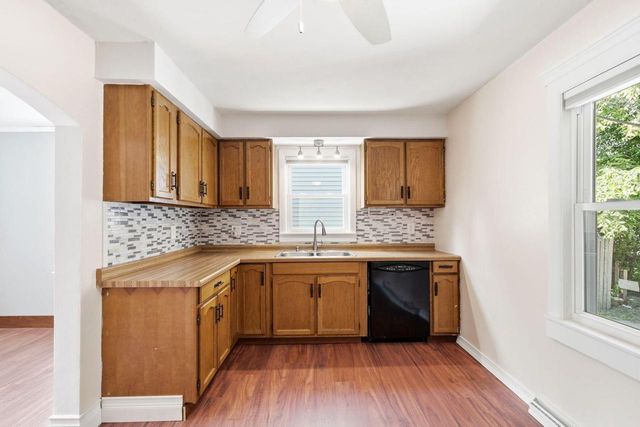 4625 N River Park BOULEVARD, Glendale, WI 53209