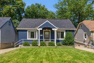 4625 N River Park BOULEVARD, Glendale, WI 53209