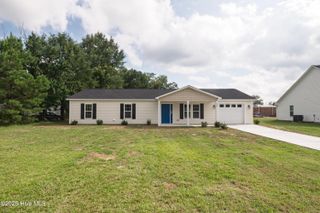 360 Oak Street, Roseboro, NC 28382