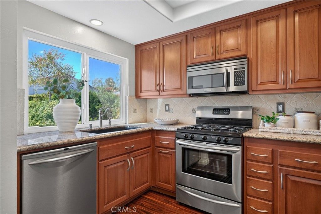 Image 16 of property listing at 24054 Calendula, Mission Viejo, CA 92692