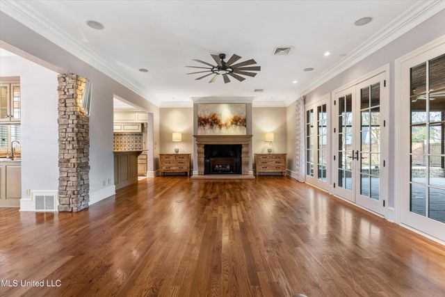 4891 N Fleur De Lis, Olive Branch, MS 38654