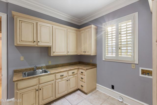 4891 N Fleur De Lis, Olive Branch, MS 38654