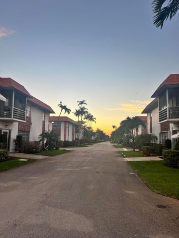 3550 NW 8th Avenue 404, Pompano Beach, FL 33064