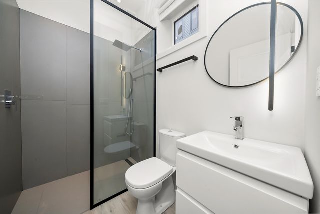 3210 N Keeler Avenue, Chicago, IL 60641