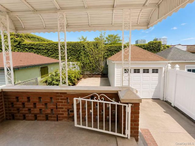 53 E 59th Street, Brooklyn, NY 11203