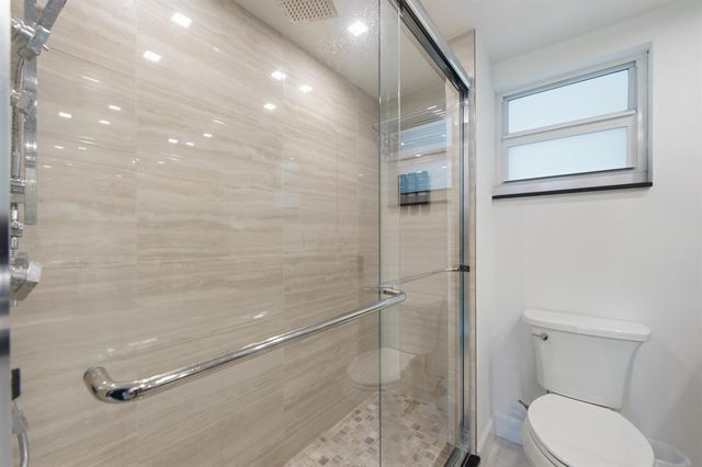333 NE 21st Avenue 1422, Deerfield Beach, FL 33441