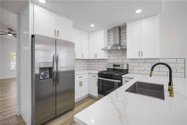 9713 Peacock Hill Circle, Las Vegas, NV 89117